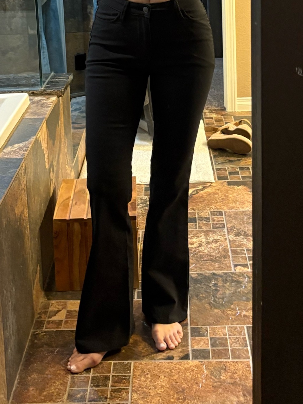 Women's DU/ER NuStretch High Rise Flare - Black NWOT